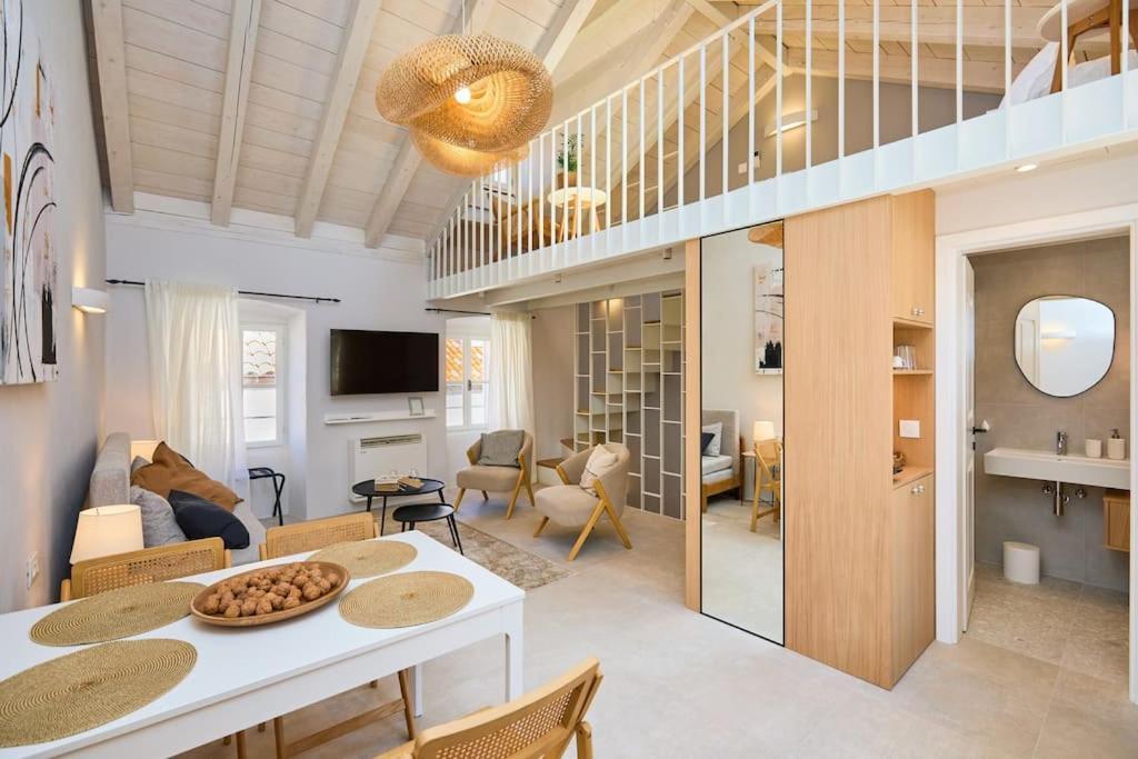 Modern Stone House, Luxury In Old Town 4*