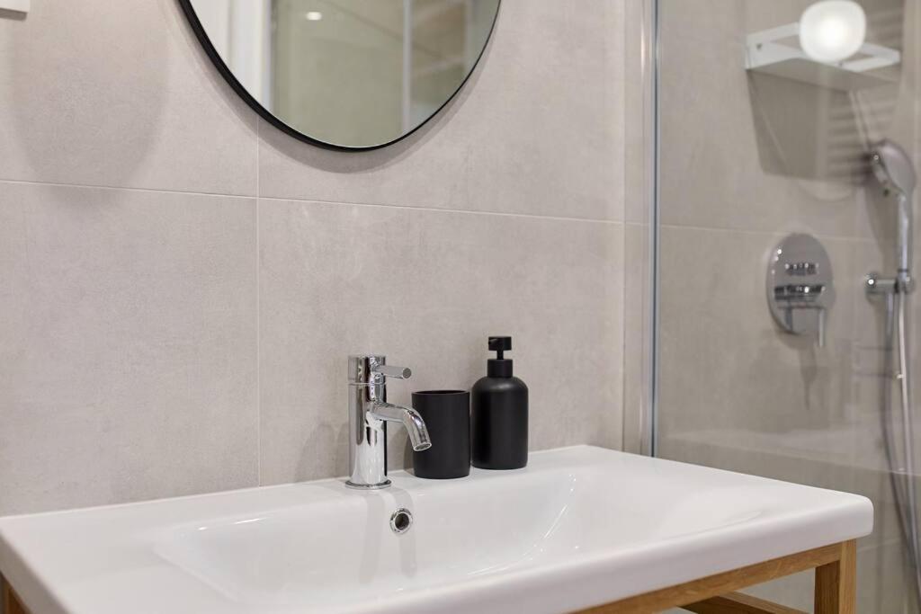 Modern Stone House, Luxury In Old Town 4*