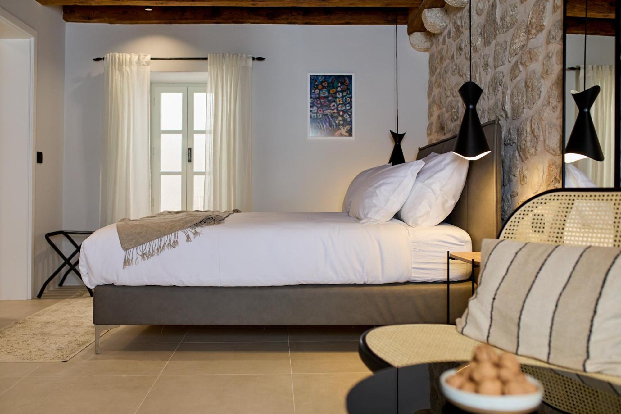 Modern Stone House, Luxury In Old Town