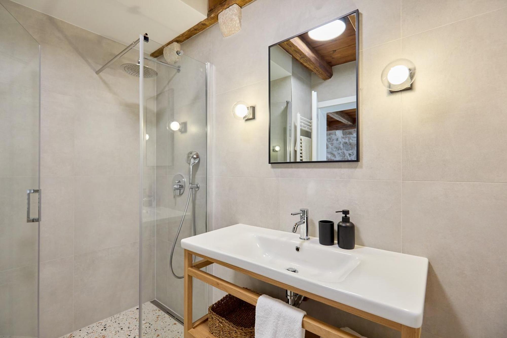 Guest house Modern Stone House, Luxury In Old Town